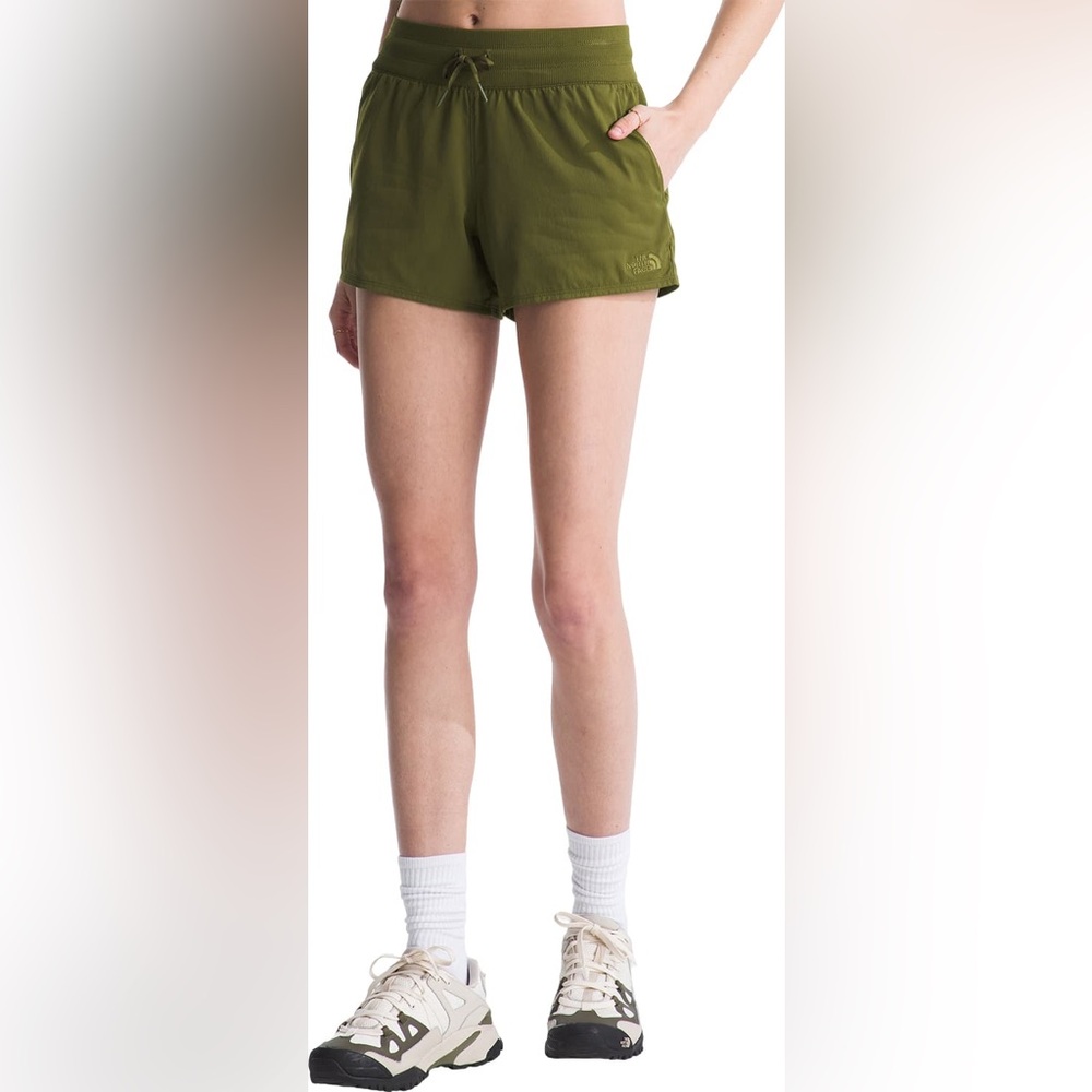 The North Face Aphrodite Short - Forest Olive - S - Picture 3 of 13